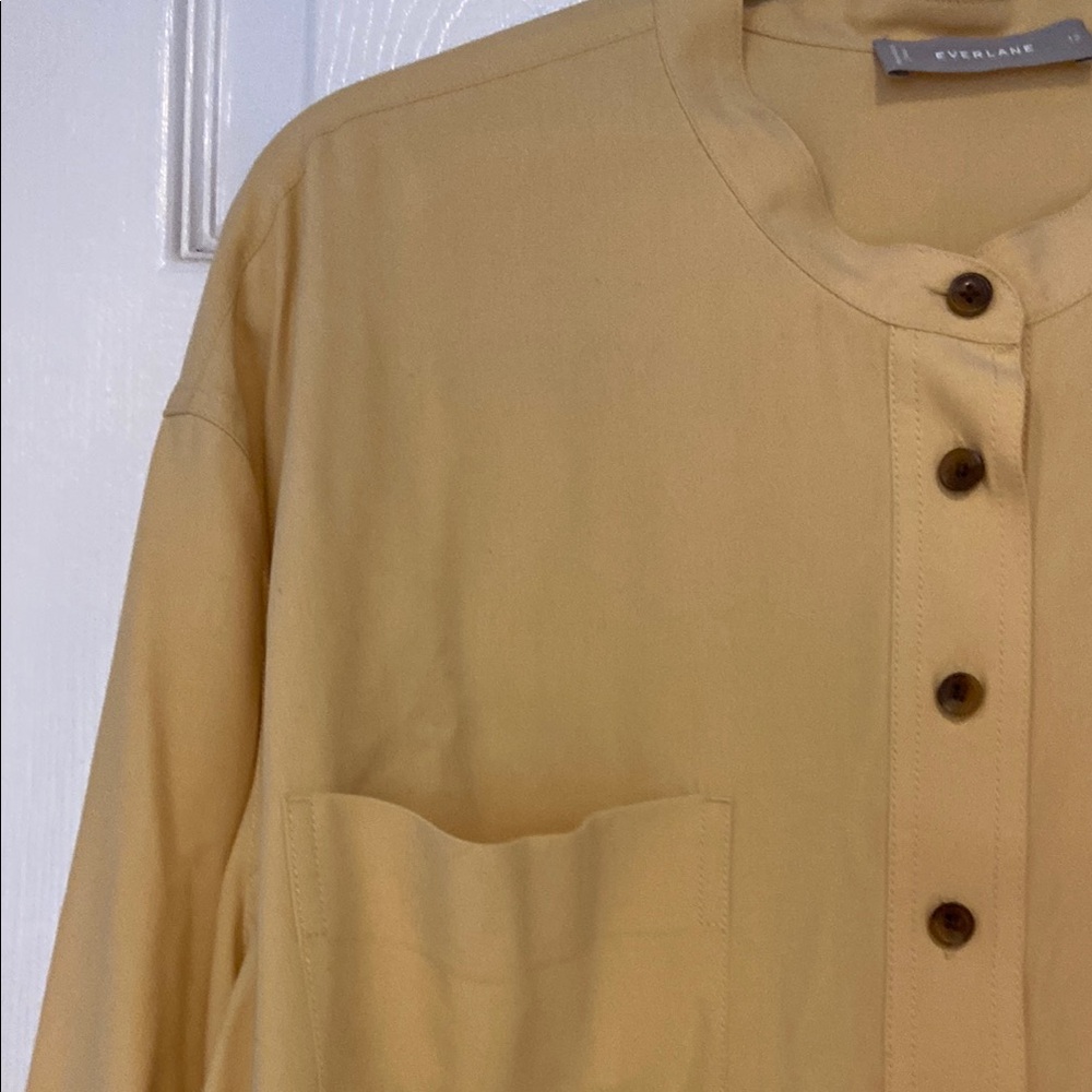 Everlane Silk Yellow Button-Up Shirt - Picture 4 of 11